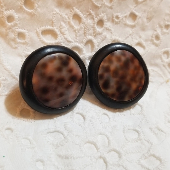 MONIES Gerda Lynggaard Horn Shell Vintage Earrings Signed - Picture 6 of 7